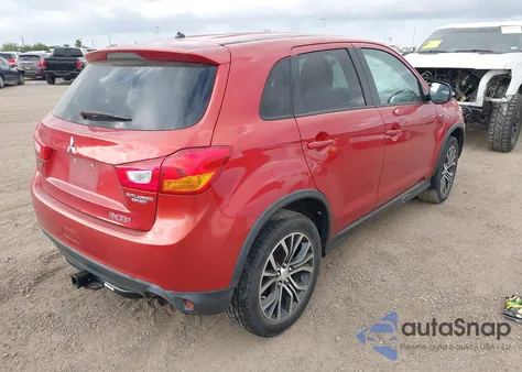 2016 Mitsubishi Outlander Sport 2.0 Es z USA, uszkodzony, nr VIN JA4AP3AUXGZ022770